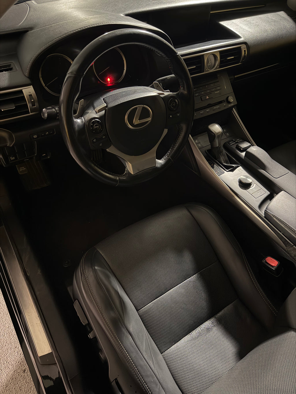 2015 Lexus Is250