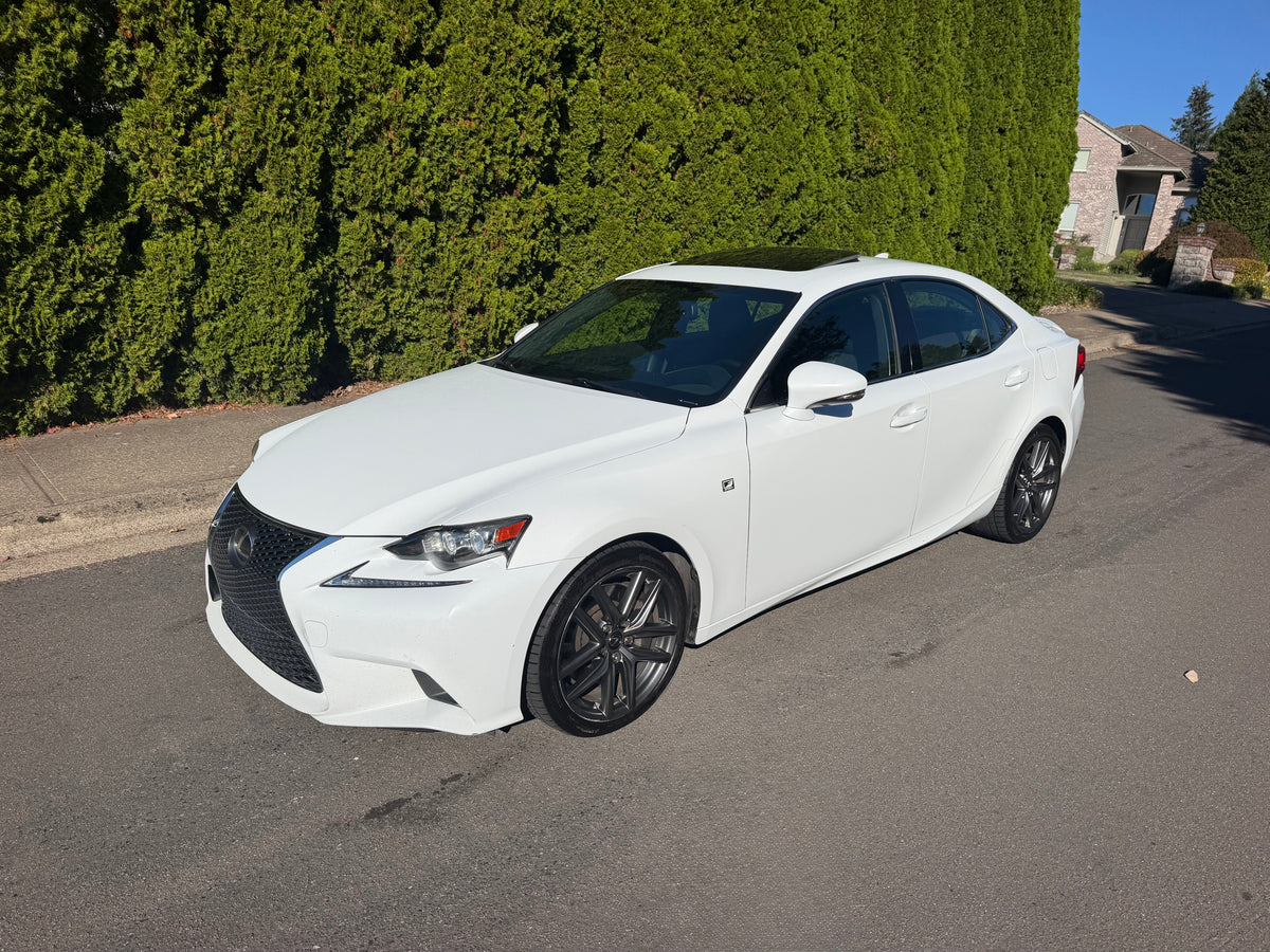 2016 Lexus is200t F sport