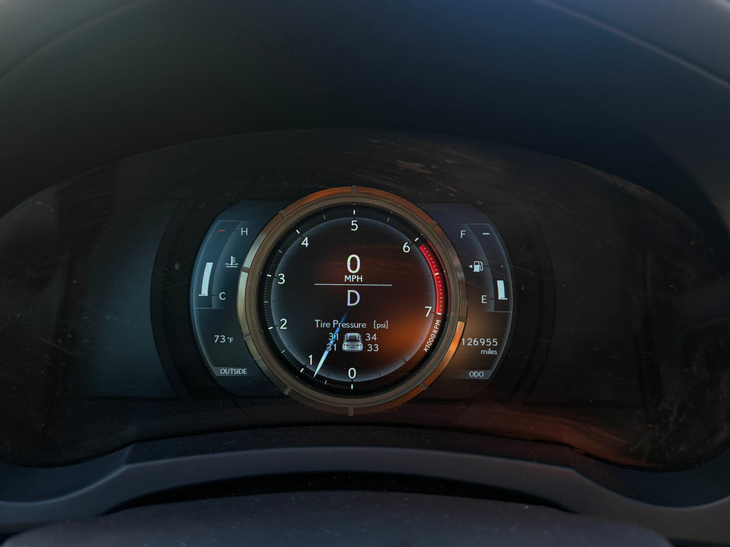 2016 Lexus is200t F sport