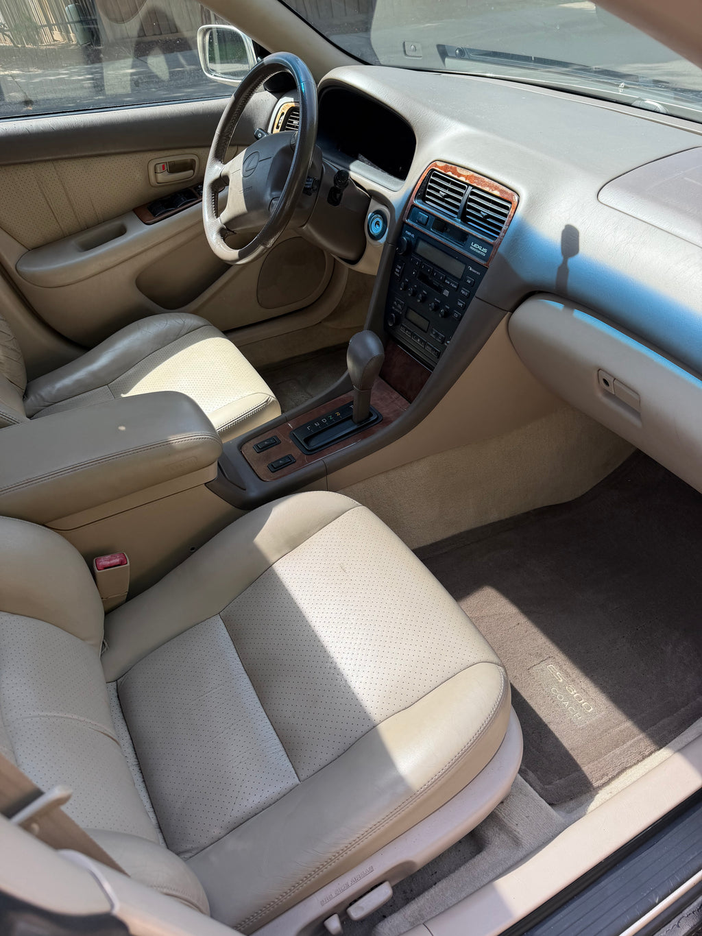 1999 Lexus Es300 Coach edition