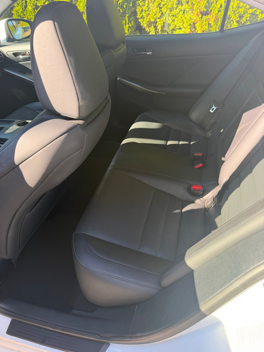 2016 Lexus is200t F sport