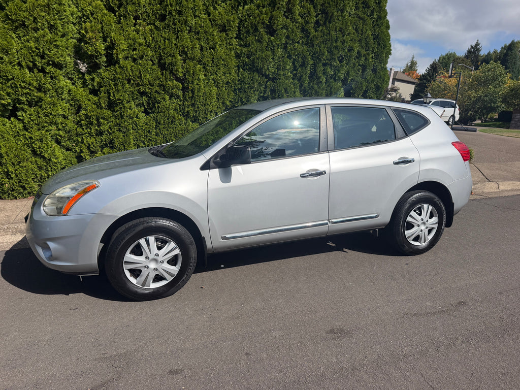 2012 Nissan rogue S