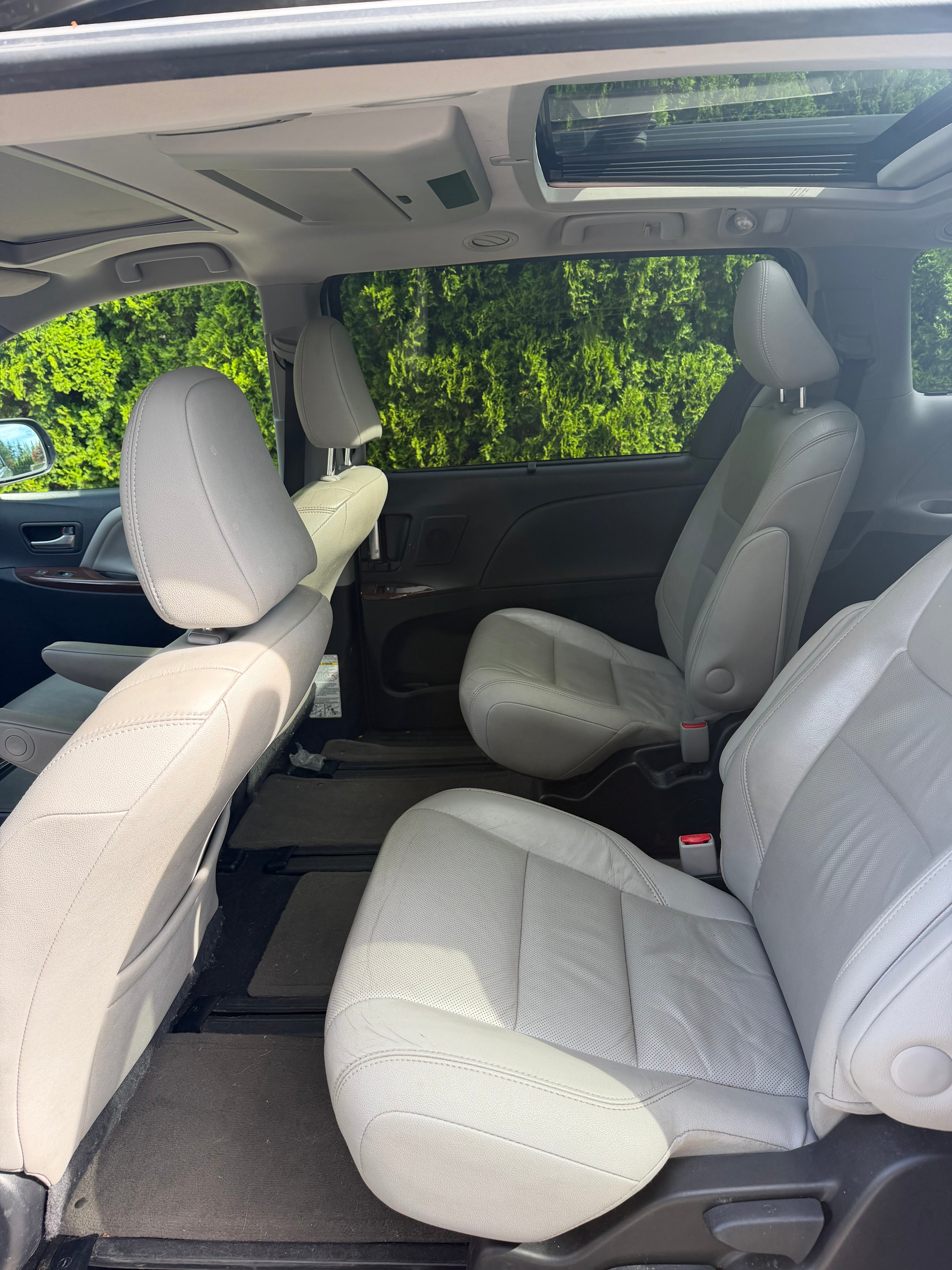 2015 Toyota Sienna limited Premium AWD
