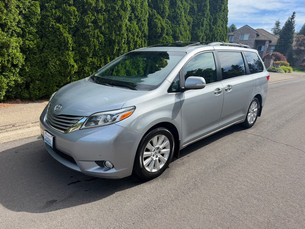 2015 Toyota Sienna limited Premium AWD