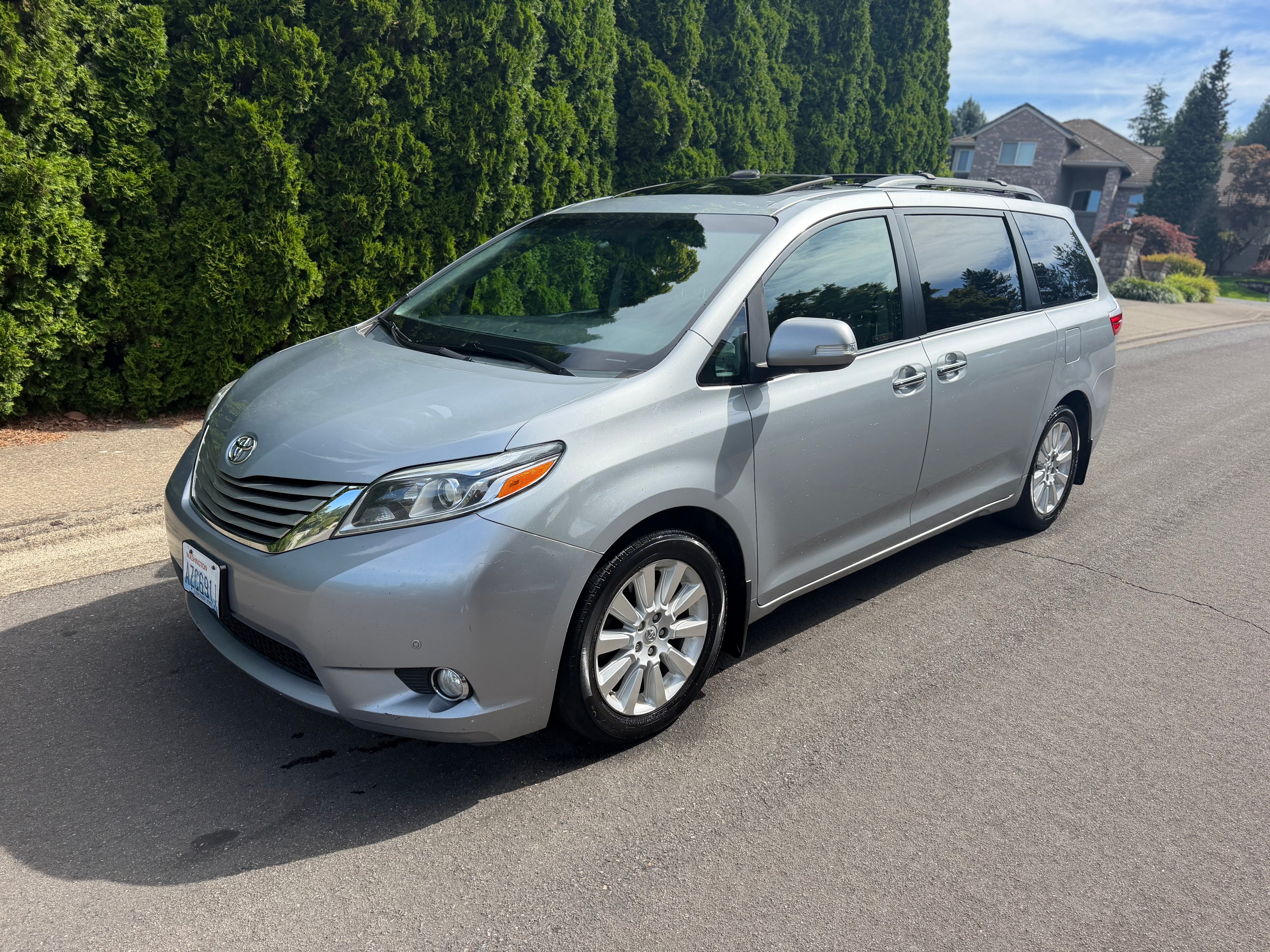 2015 Toyota Sienna limited Premium AWD