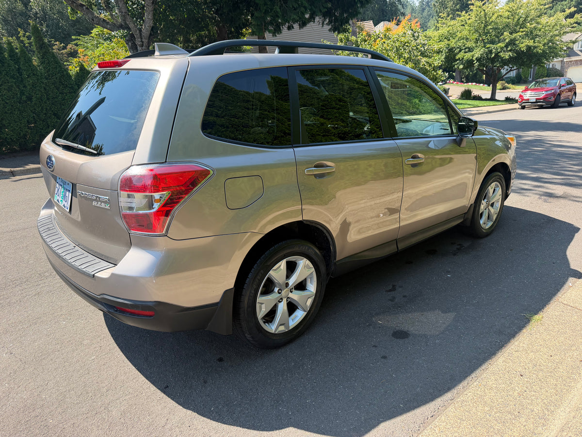2016 Subaru forester premium 51,000 miles
