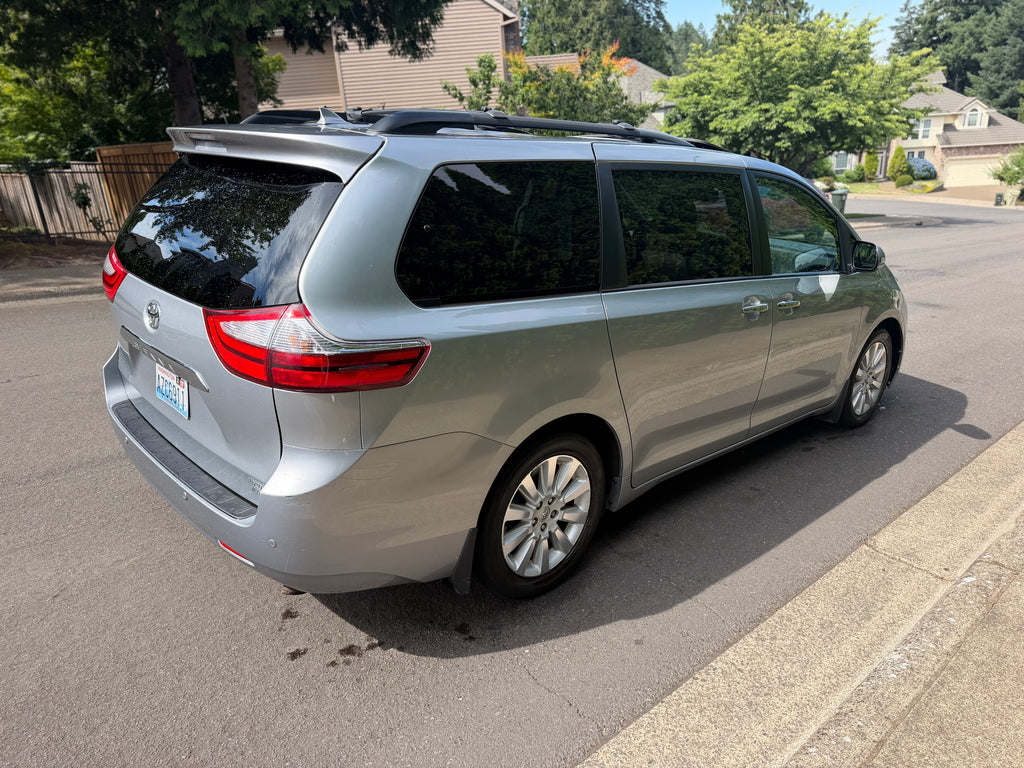 2015 Toyota Sienna limited Premium AWD